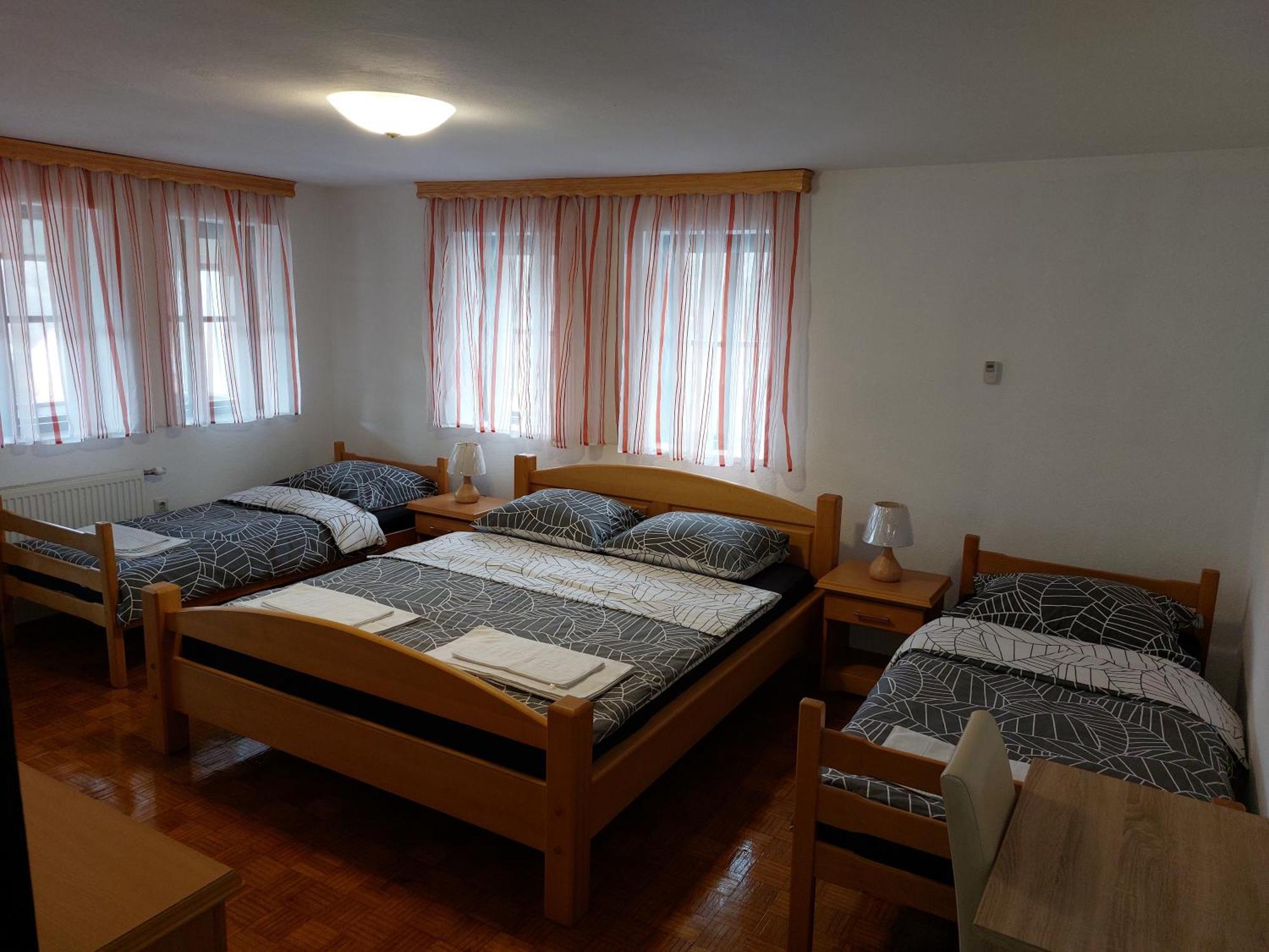 Aparthotel Panorama Travnik Pokoj fotografie