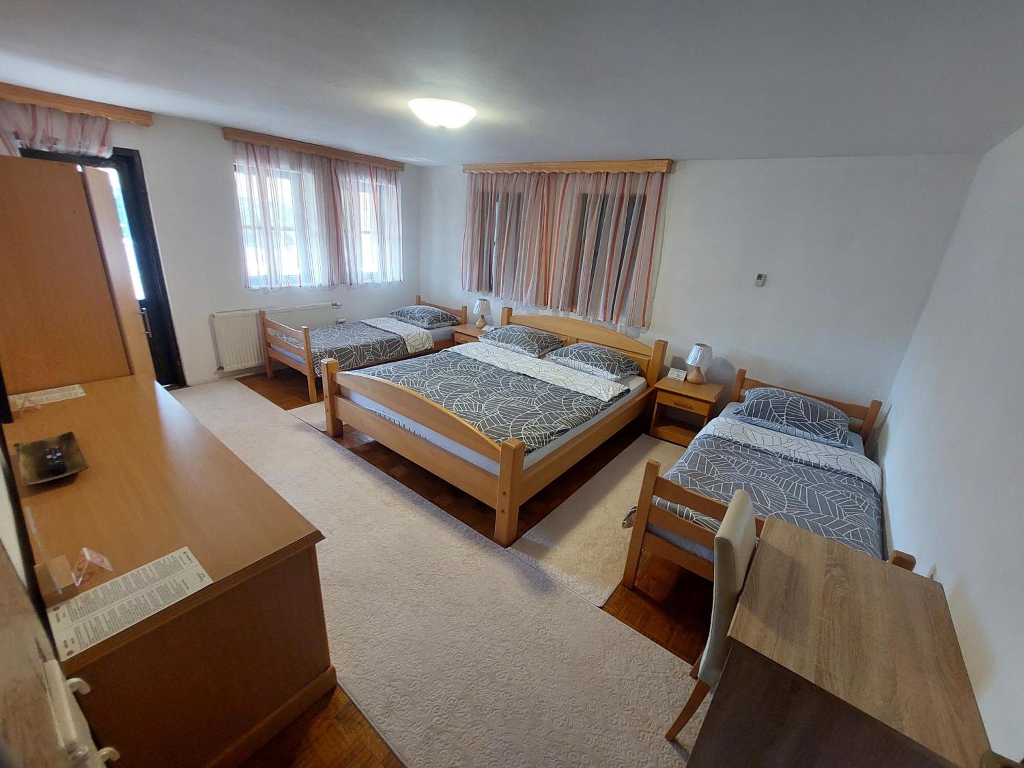 Aparthotel Panorama Travnik Pokoj fotografie