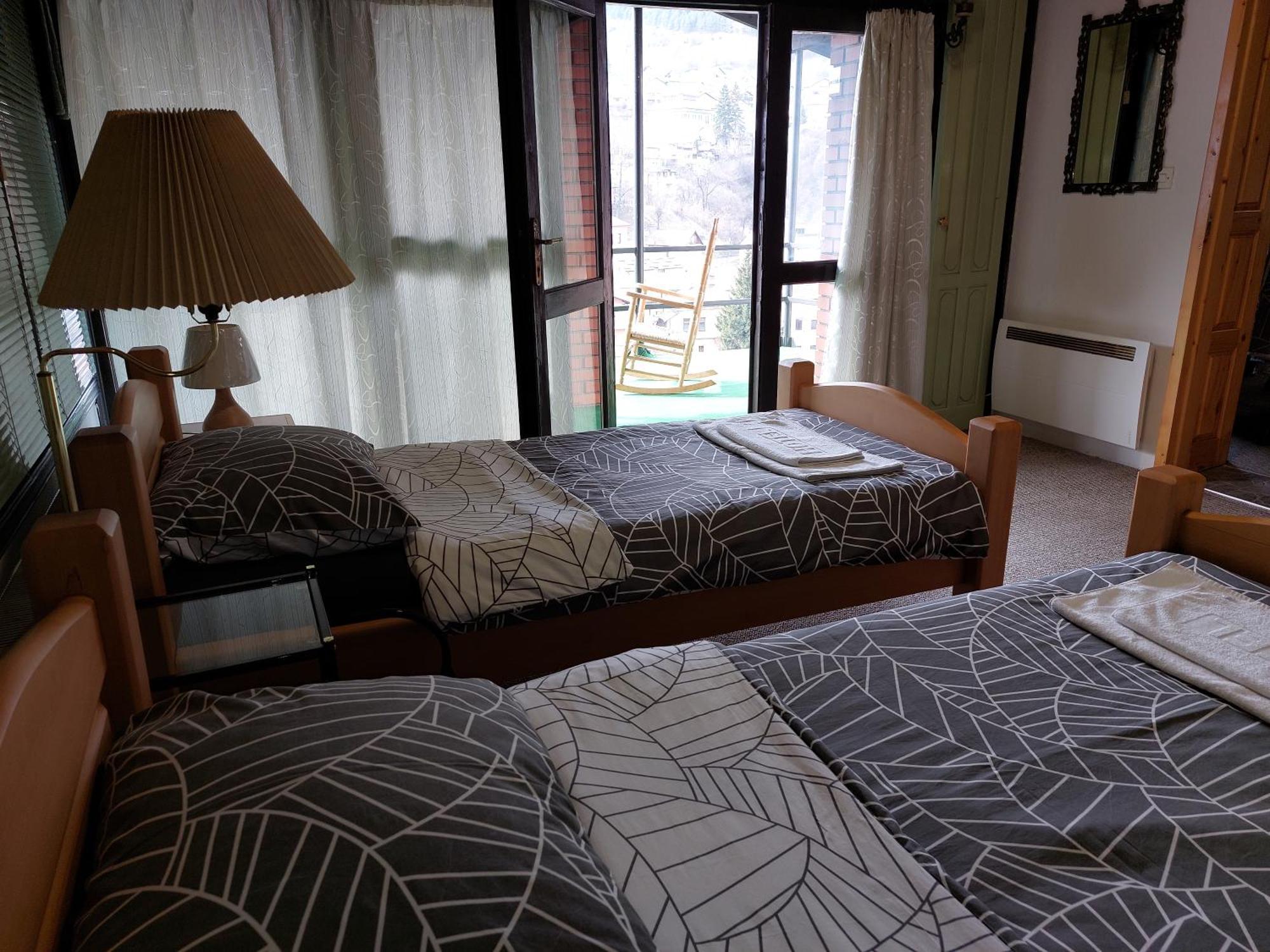 Aparthotel Panorama Travnik Pokoj fotografie
