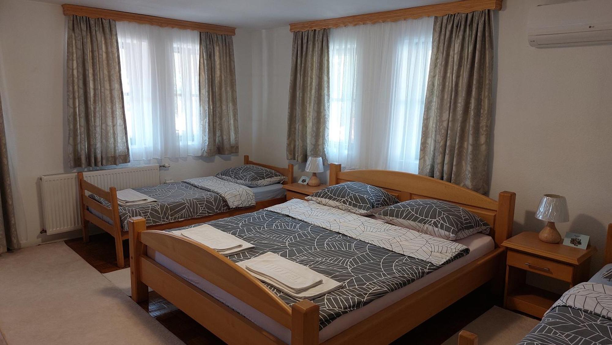 Aparthotel Panorama Travnik Exteriér fotografie